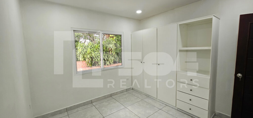 Casa en venta en Jardines del Valle